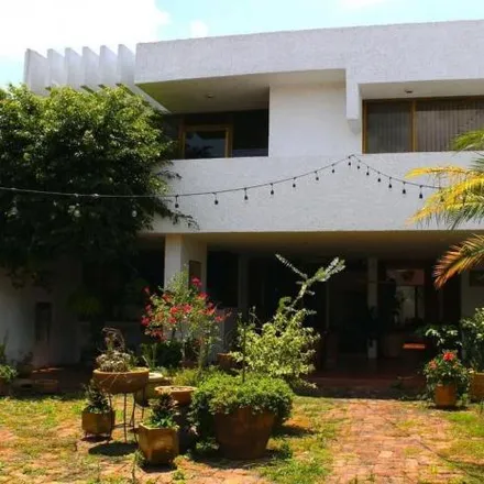 Image 2 - Calle Tulipán 890, Ciudad de los Niños, 45046 Zapopan, JAL, Mexico - House for sale