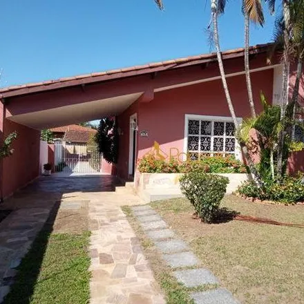 Buy this 3 bed house on Rua Professor Baltazar de Godoy Moreira in Cardoso, Pindamonhangaba - SP