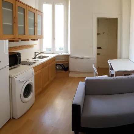 Image 3 - 167 Rue Francis de Pressensé, 69100 Villeurbanne, France - Apartment for rent