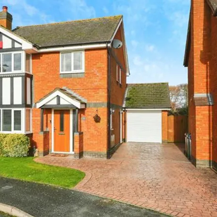 Buy this 4 bed house on Briar Close in Thrupp, OX5 2DD