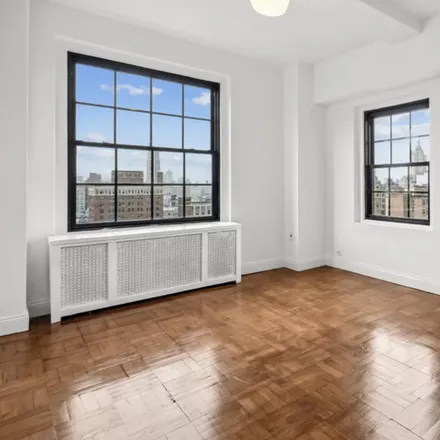 Rent this studio apartment on 160 W 71st St