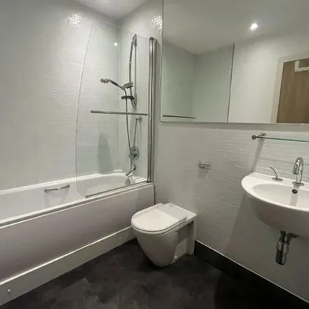Image 7 - Hewitt Street, Manchester, M15 4GB, United Kingdom - Apartment for rent