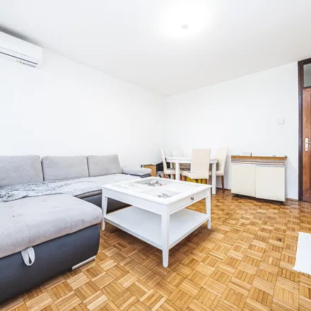 Image 4 - OTP Bank, Ulica Divka Budaka, 10142 City of Zagreb, Croatia - Apartment for sale