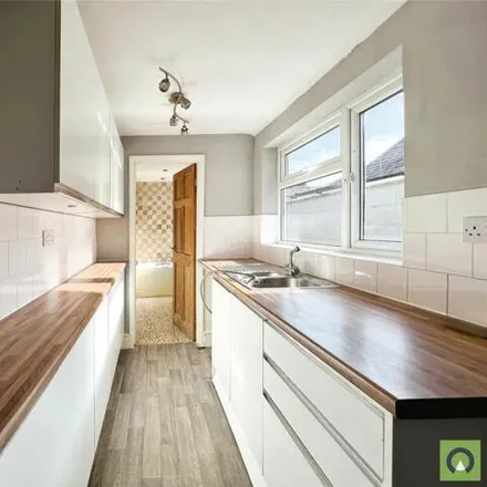 Image 3 - Dalestorth Street, Sutton-in-Ashfield, NG17 4EX, United Kingdom - Townhouse for sale