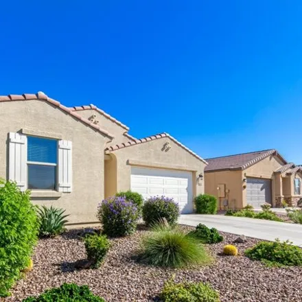 Image 2 - 380 West Pelipa Drive, San Tan Valley, AZ 85140, USA - House for sale