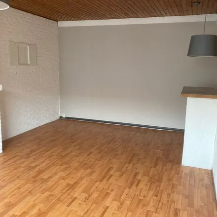 Rent this 1 bed apartment on Karperstraat 21 in 5022 HJ Tilburg, Netherlands