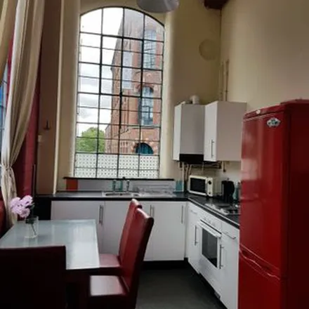 Image 4 - 30 Russell Street, Nottingham, NG7 4FF, United Kingdom - Apartment for rent