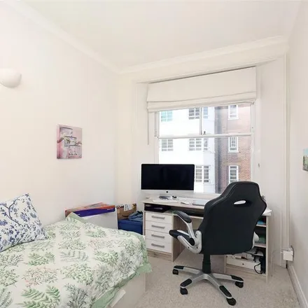 Image 4 - 18 Hatherley Grove, London, W2 5RG, United Kingdom - Apartment for rent