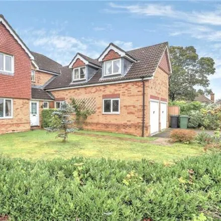 Buy this 5 bed house on Huron Drive in Liphook, GU30 7TZ