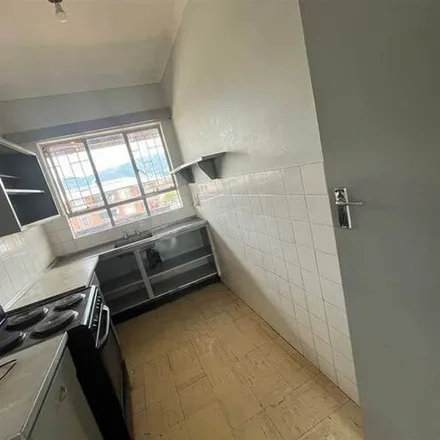 Image 2 - Giessenburg, 252 Ben Viljoen Street, Pretoria North, Pretoria, 0116, South Africa - Apartment for rent