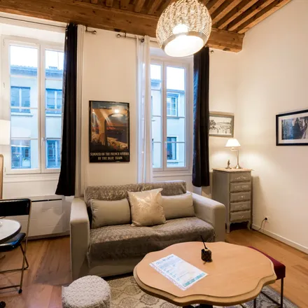 Image 6 - 5 Rue de la Favorite, 69005 Lyon, France - Apartment for rent