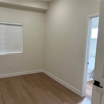 Image 7 - 7311 Darby Place, Los Angeles, CA 91335, USA - House for rent