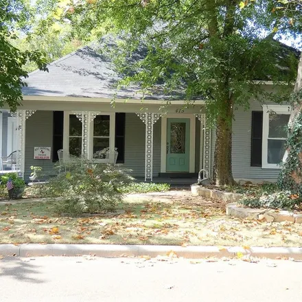 Image 4 - 415 West Myrtle Street, Winnsboro, TX 75494, USA - House for sale