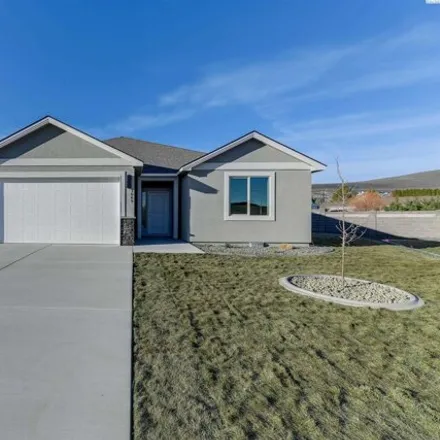 Buy this 3 bed house on Livorno Avenue in Richland, WA 99352