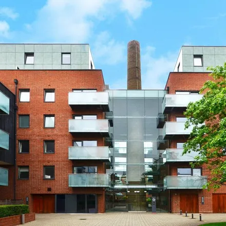 Rent this 2 bed apartment on 6 Tiltman Place in London, N7 7EJ