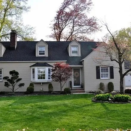 Rent this 4 bed house on 999 Lamberts Mill Road in Westfield, NJ 07090