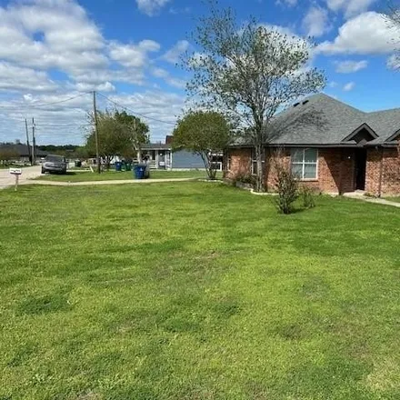 Buy this 3 bed house on 417 North Arizona Drive in Celina, TX 75009