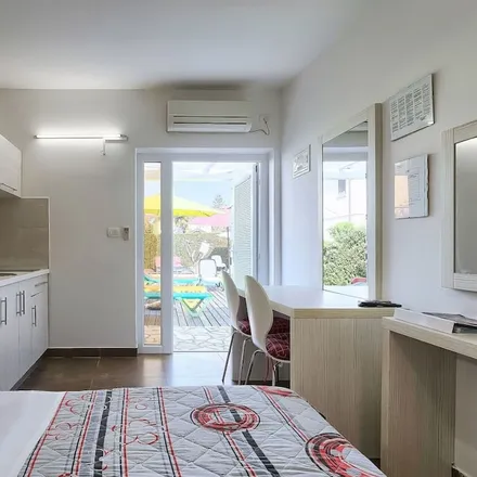 Image 4 - Umag, Istria County, Croatia - Apartment for rent