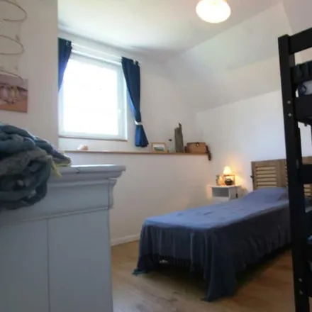 Rent this 4 bed townhouse on 50620 Carentan-les-Marais