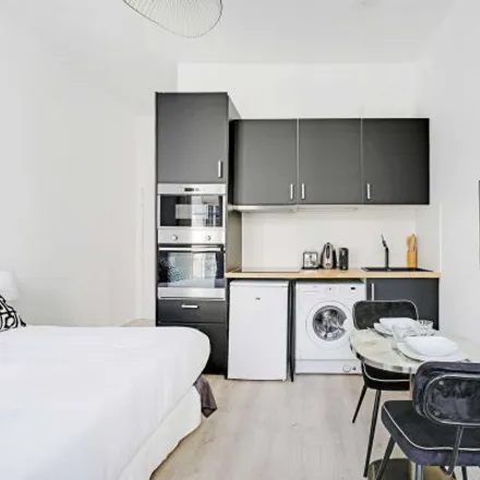 Image 9 - 116 Rue de Belleville, 75020 Paris, France - Apartment for rent