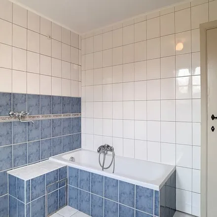 Rent this 4 bed apartment on Leuvensesteenweg in 3390 Tielt-Winge, Belgium