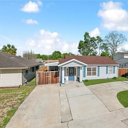 Buy this 5 bed house on 4801 Kendall Drive in New Orleans, LA 70126