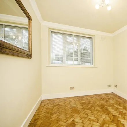 Image 1 - Beaufort Park, London, NW11 6BX, United Kingdom - Apartment for rent