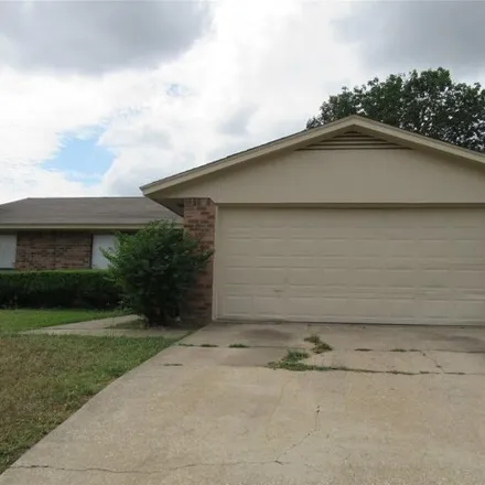 Rent this 3 bed house on 1954 Carrington Drive in Glenn Heights, TX 75154