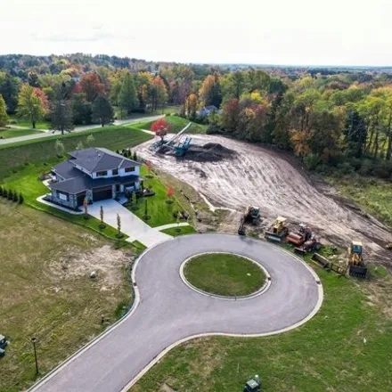 Image 3 - Orange Lake Drive, Orange, Cuyahoga County, OH 44146, USA - House for sale