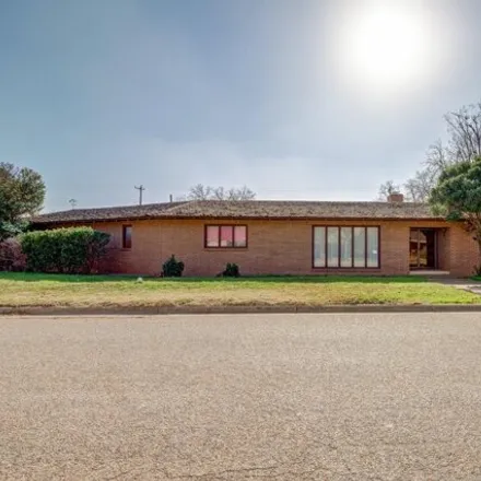 Buy this 3 bed house on 1717 North 7th Street in Tahoka, TX 79373