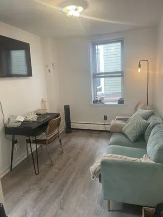 Rent this 1 bed apartment on 14 in 14A Fleet Street, Boston