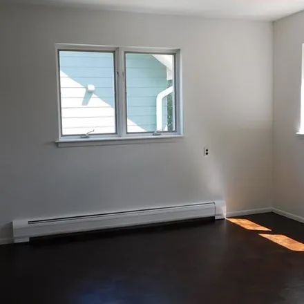 Rent this 3 bed apartment on 225 High Avenue in Village of Nyack, NY 10960