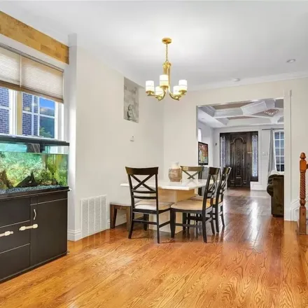 Image 3 - 67-14 Austin Street, New York, NY 11374, USA - Apartment for rent