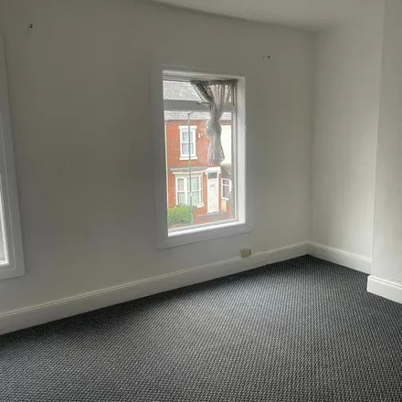 Image 3 - Pargeter Street, Darlaston, WS2 8RP, United Kingdom - Apartment for rent