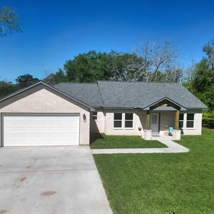 Buy this 3 bed house on 2304 County Road 769c in Brazoria, Texas