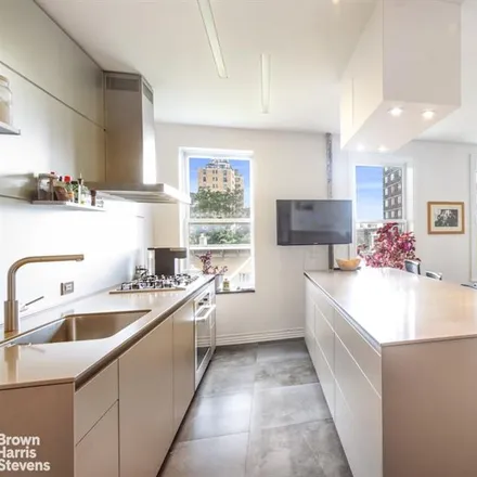 Buy this studio apartment on 170 EAST 94TH STREET 5AB in New York