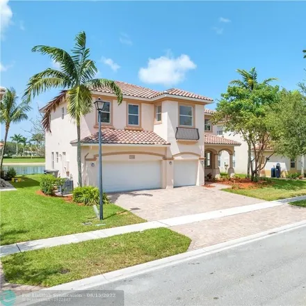 Buy this 5 bed house on 1301 Crest Drive in Lake Worth Beach, FL 33461