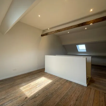 Rent this 3 bed apartment on Louis Dhontstraat 7-9 in 9800 Deinze, Belgium