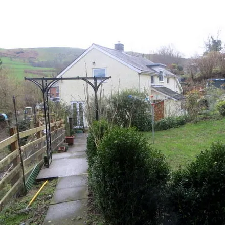 Image 2 - unnamed road, Llanerfyl, SY21 0AS, United Kingdom - Townhouse for sale