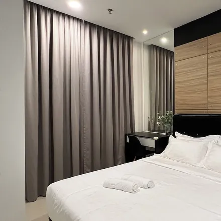 Rent this 1 bed house on Kuala Lumpur in Jalan Kinabalu, 50000 Kuala Lumpur