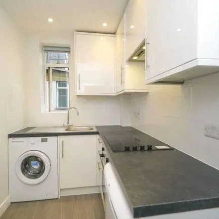 Rent this 1 bed apartment on A501 in London, NW1 2SA