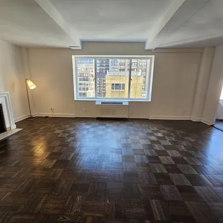 Rent this 1 bed apartment on The Ritz-Carlton in 50 Central Park South, New York