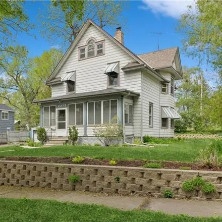 Buy this 5 bed house on 2375 West Doswell Avenue in Saint Paul, MN 55108