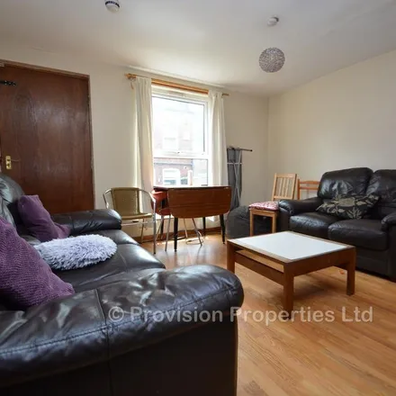 Rent this 6 bed townhouse on DHM Properties in Ashville Grove, Leeds