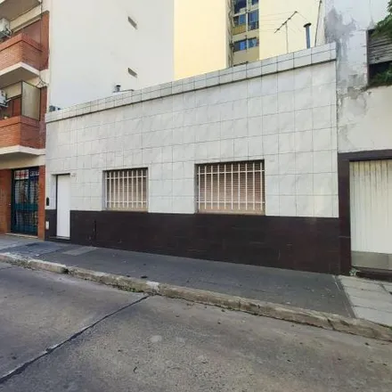 Image 2 - Segurola 1558, Vélez Sarsfield, C1407 FAK Buenos Aires, Argentina - House for rent