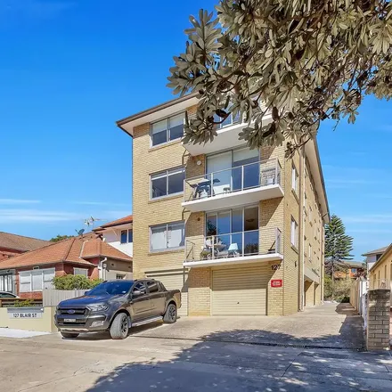 Rent this 3 bed apartment on 127 Blair Street in North Bondi NSW 2026, Australia