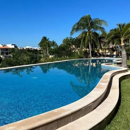 Rent this 2 bed apartment on Calle Bahía Kantenah in 77782 Puerto Aventuras, ROO