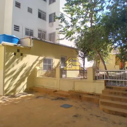 Rent this 4 bed house on Igreja Nossa Senhora das Mercês in Rua Roberto Silva, Ramos