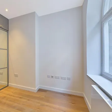 Image 3 - Smartroom, 69 Rupert Street, London, EC2A 2BB, United Kingdom - Apartment for rent