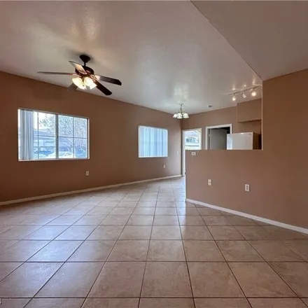 Image 4 - 3424 Cabana Drive, Clark County, NV 89122, USA - Condo for rent